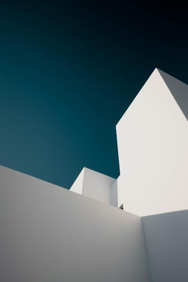 Cubic Mykonos Seafront Design Suites 오르노스 외부 사진