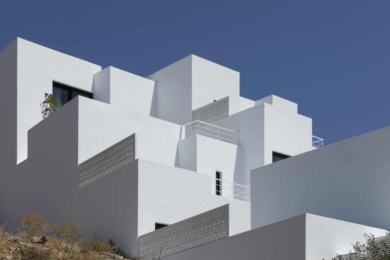 Cubic Mykonos Seafront Design Suites 오르노스 외부 사진