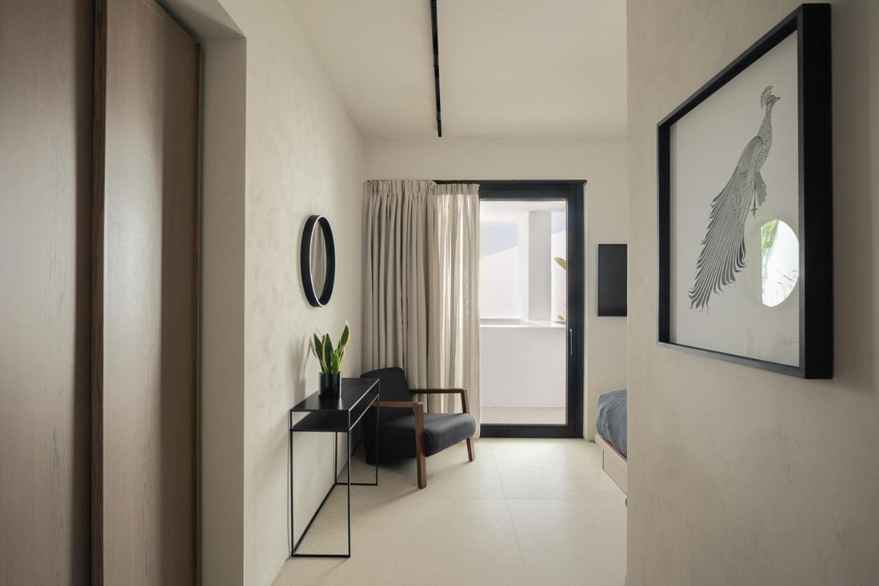 Cubic Mykonos Seafront Design Suites 오르노스 외부 사진