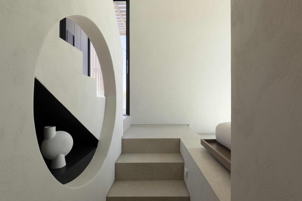 Cubic Mykonos Seafront Design Suites 오르노스 외부 사진